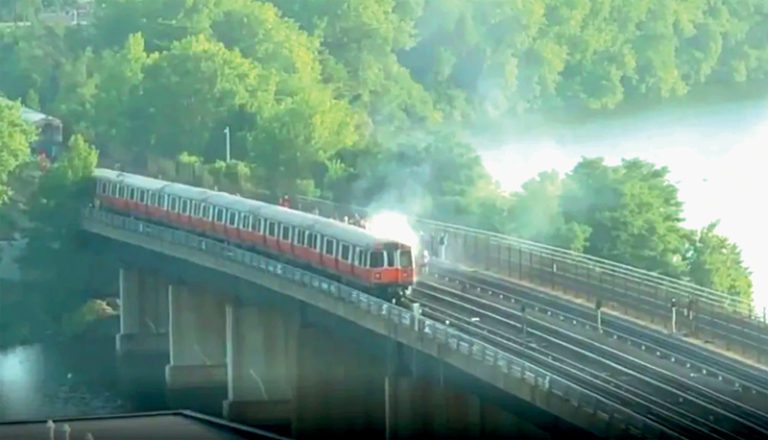 Incendio en el tren, la última pesadilla del T