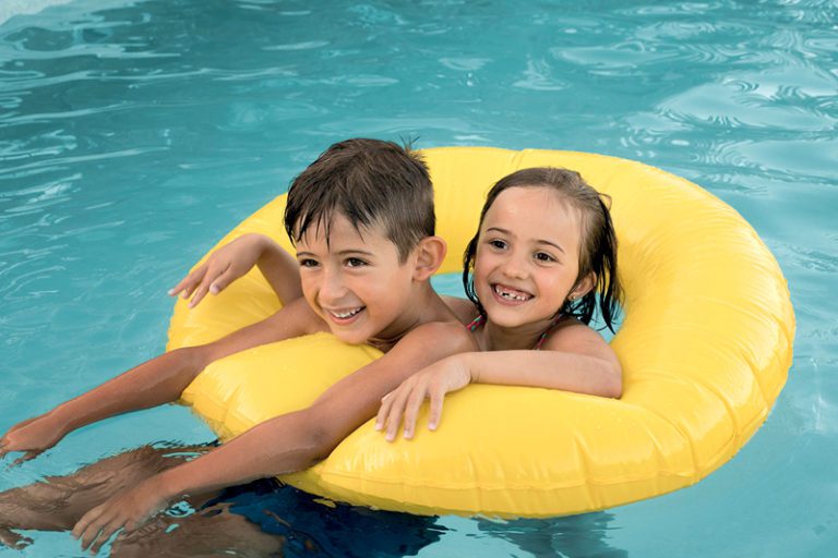 Niños y jóvenes sin piscinas por falta de salvavidas