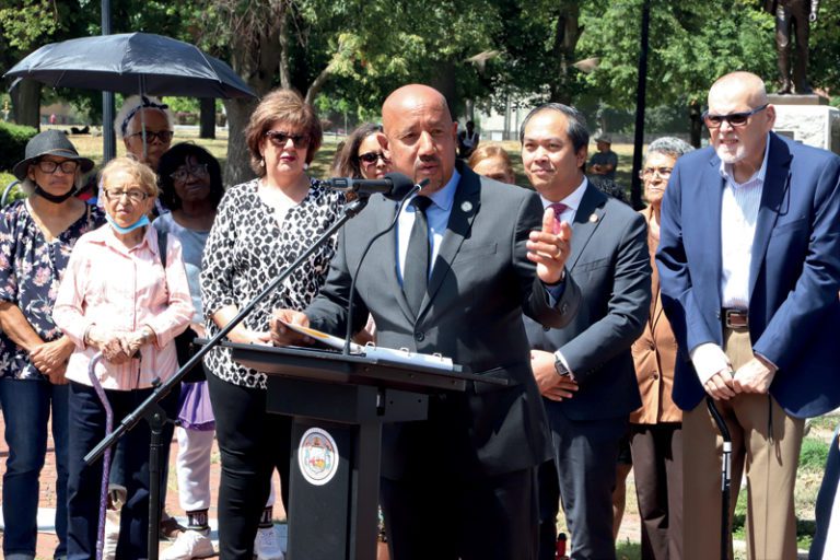 Piden aprobar Alivio Económico de Massachusetts