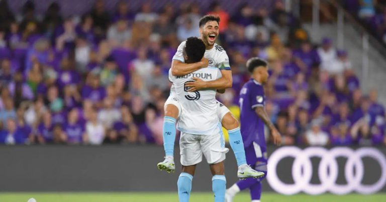 Revolution derrota a Orlando City SC, 3-0