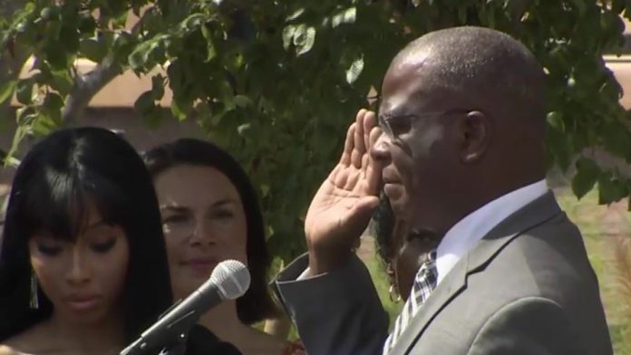 cox-sworn-in-081522
