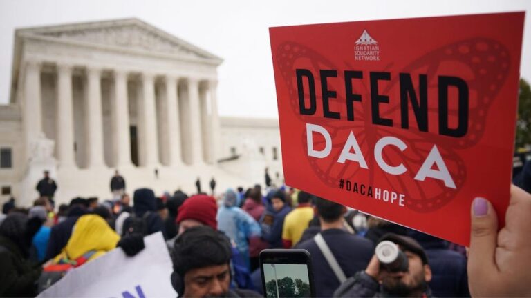 Nueva regla bajo DACA y soñadores no amplía beneficios