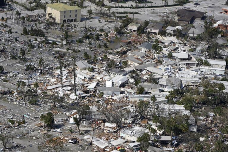 Imágenes muestran destrucción causada por huracán Ian en Florida