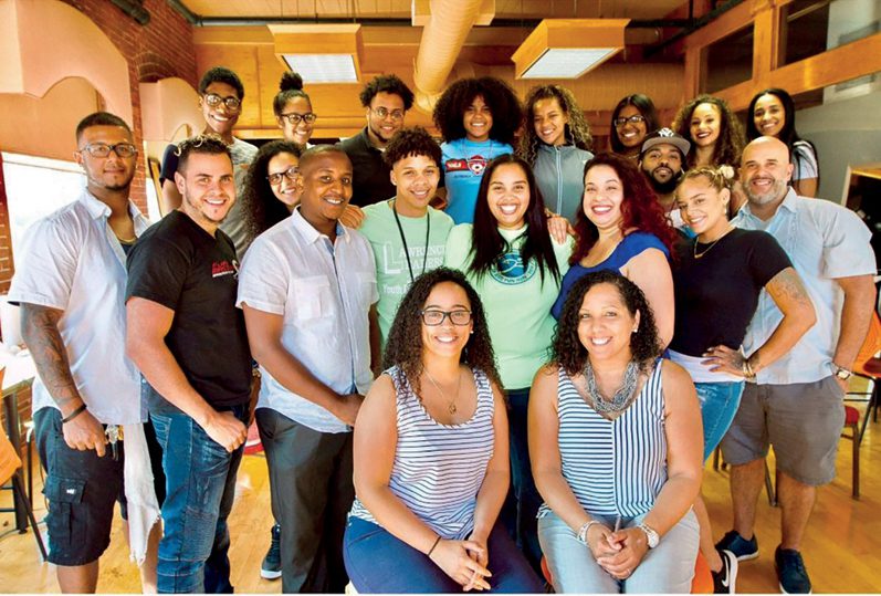 20 LAWRENCETOPSCHOLARS01