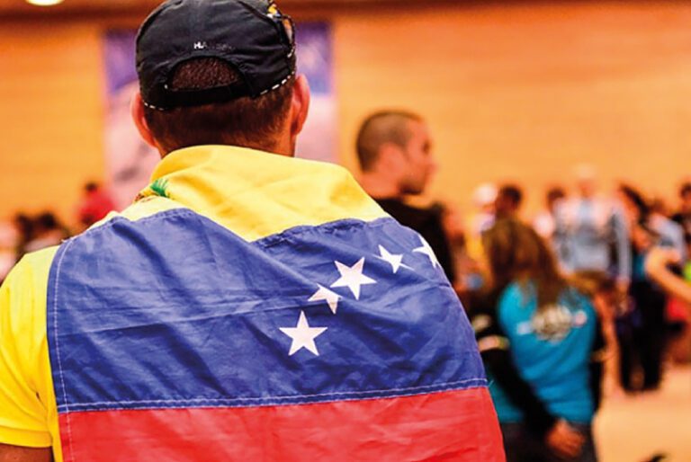 Nueva política para inmigrantes venezolanos es inhuman
