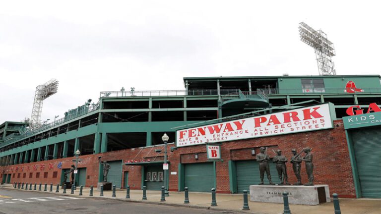 Los Medias Rojas de Boston se asocian con la Ciudad de Boston