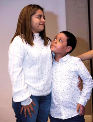12 Manos de Misericordia 3