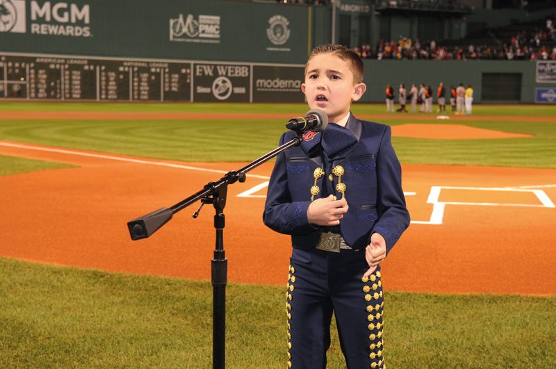 Emotivo homenaje a El Mundo Boston por su 50 aniversario 3 16y17 ElMundoenFenway 5