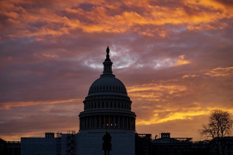 Republicanos esperan ganar Congreso, bloquear a Biden
