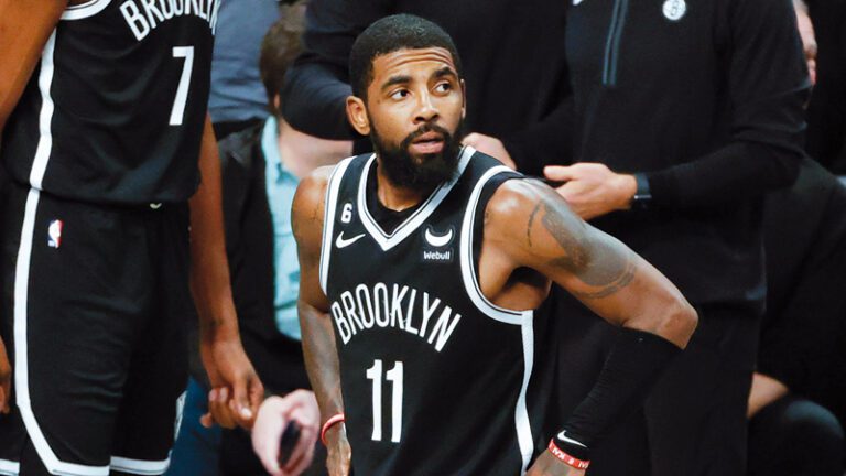 Nike suspende relación con Kyrie Irving