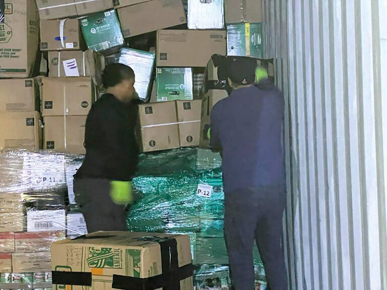 Envían ayuda a damnificados dominicanos del huracán Fiona