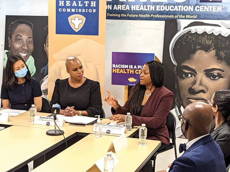 $493,000 para abordar el racismo en la salud pública 2 8 Pressley Roundtable 5