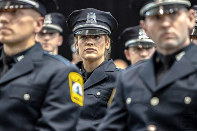 9 Nuevos policias latinos 1