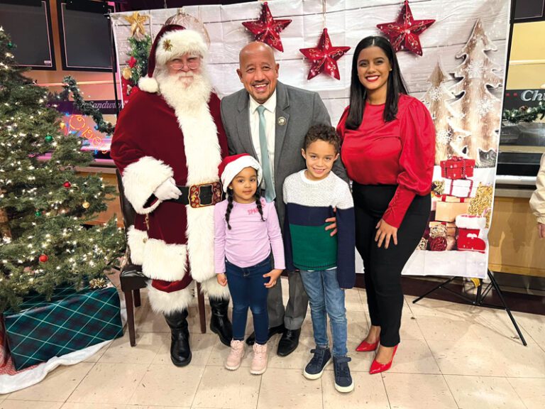 Lawrence sigue celebrando la Navidad