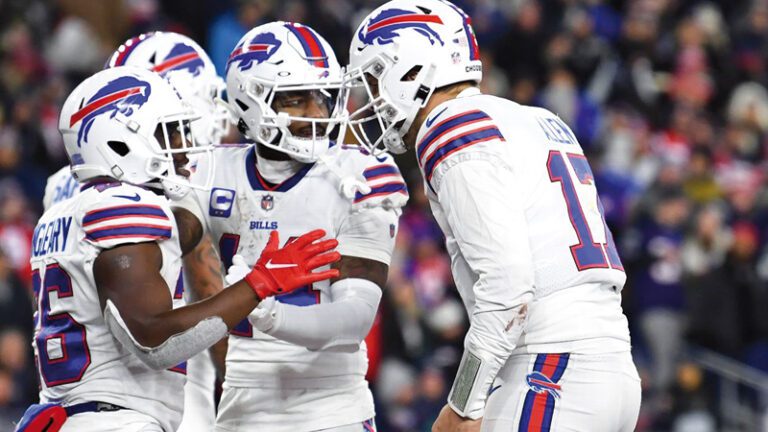 Bills comienzan con victoria, serie de partidos divisionales