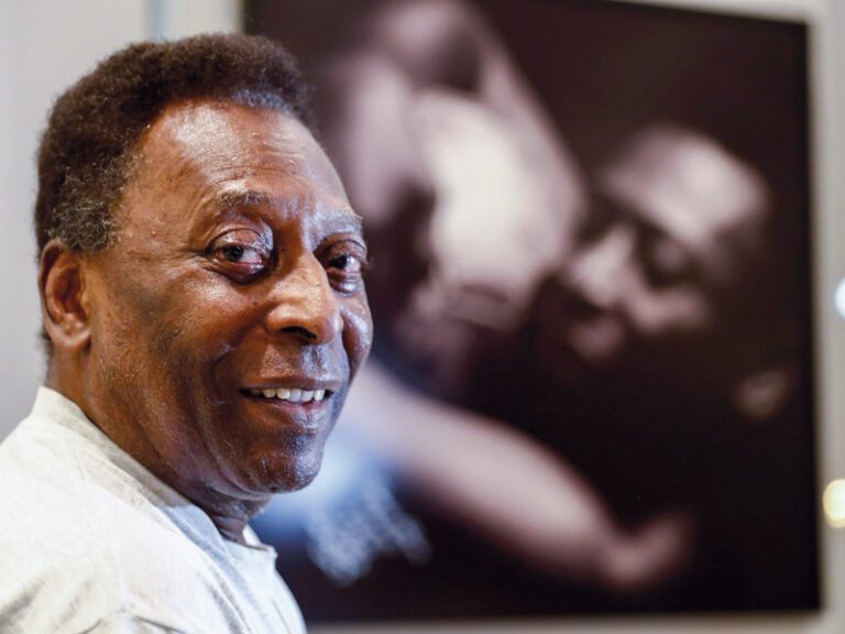 Rey Pelé enfermo