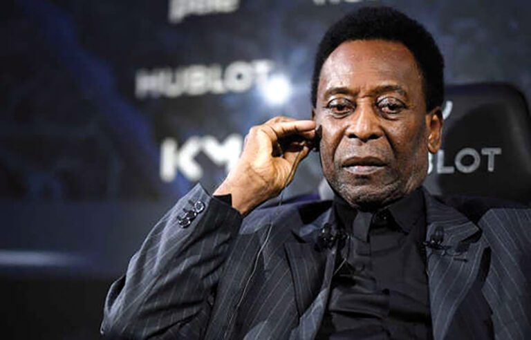 Pelé, Lebron con mensajes de aliento