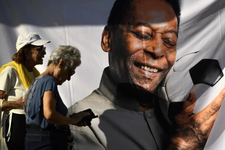 Brasil se alista para enterrar a Pelé en la meca del fútbol