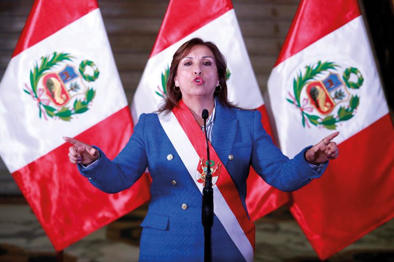 Dina Boluarte Presidenta de Peru