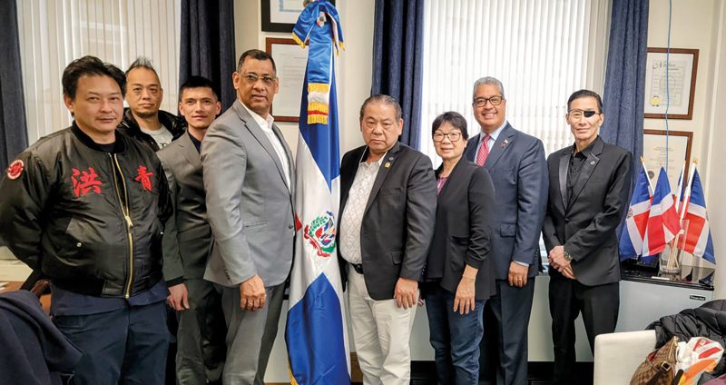 Cónsul dominicano en Boston y Director de INDEX reciben a enlace de la Comunidad Masónica Dominicana-China