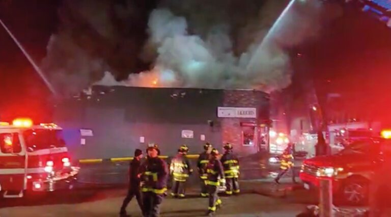 Incendio en Lawrence