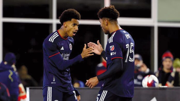 New England Revolution derrota a Houston Dynamo.