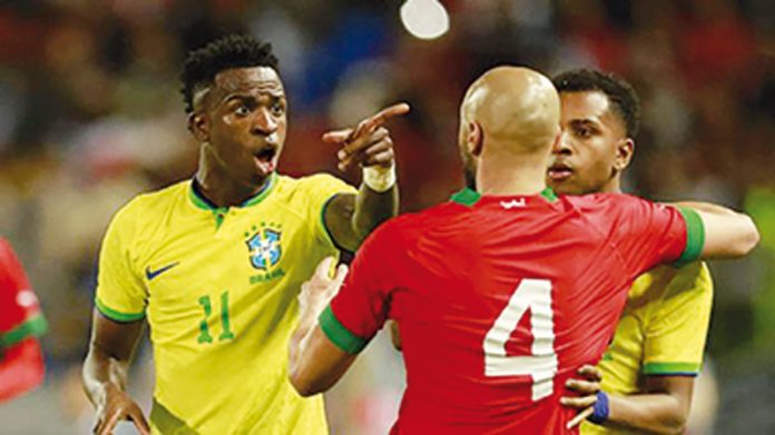Vinicius Jr enojado con jugador de Marruecos