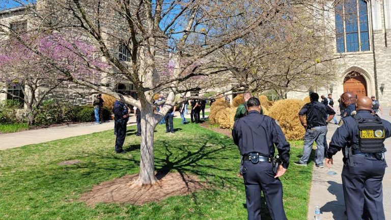 Nashville: Tiroteo en escuela religiosa deja 3 niños muertos