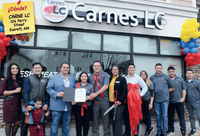 Gran inauguración de Carne LC en Everett
