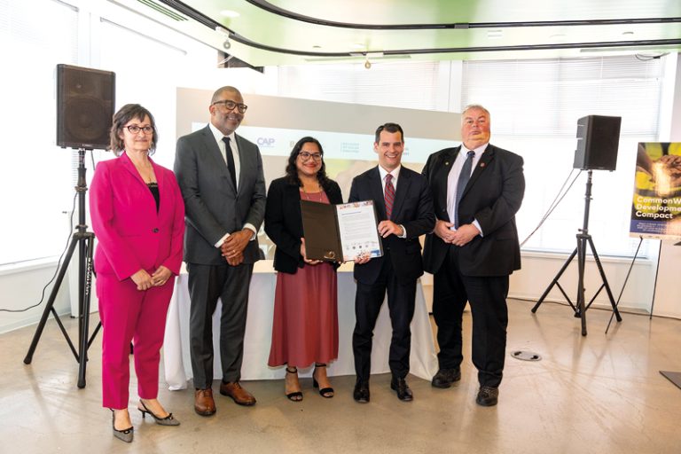 Alcaldes de la region firman pacto historico