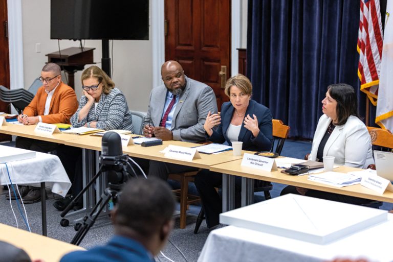 Gobernadora Maura Healey ofrece amplio apoyo