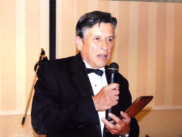 Robert Taylor medico contra la sida