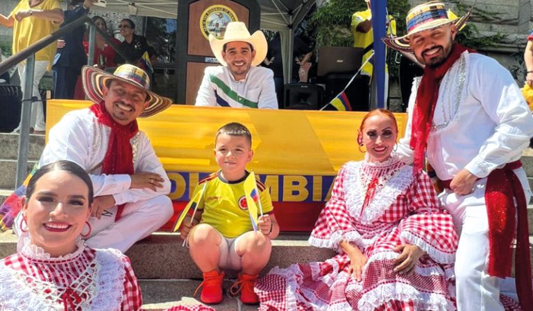 Celebrando Colombia en Lowell