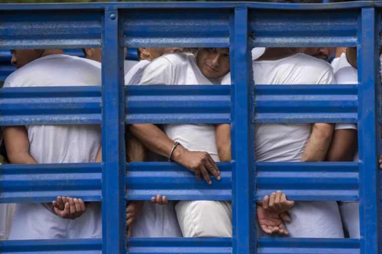 El Salvador amplía el régimen de excepción por 16ta vez para combatir a las pandillas