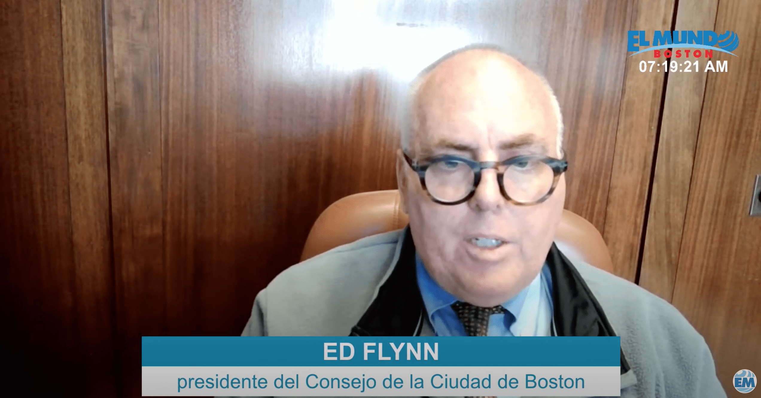 Concejal Ed Flynn en La Hora del Café