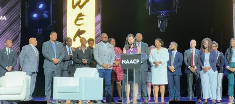 Michelle Wu en Convención Nacional Anual de la NAACP.