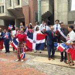 Izamiento bandera dominicana en Boston