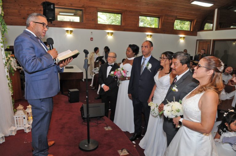 Juran amor eterno en Iglesia Hispana de Boston