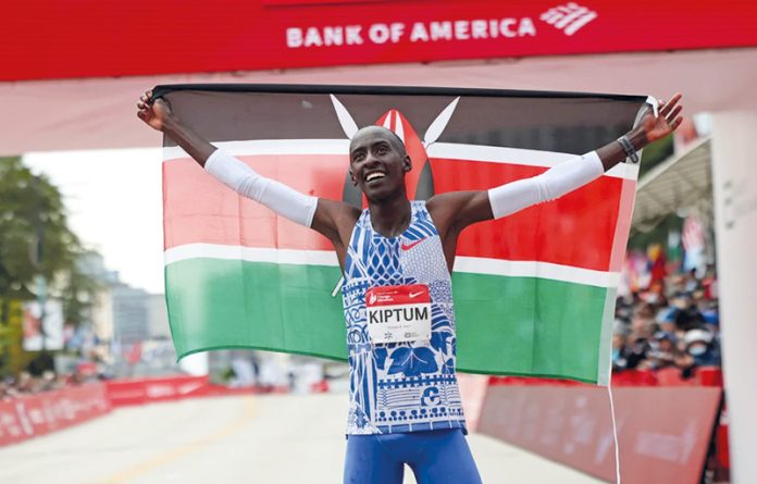 Kelvin Kiptum batió nuevo récord mundial
