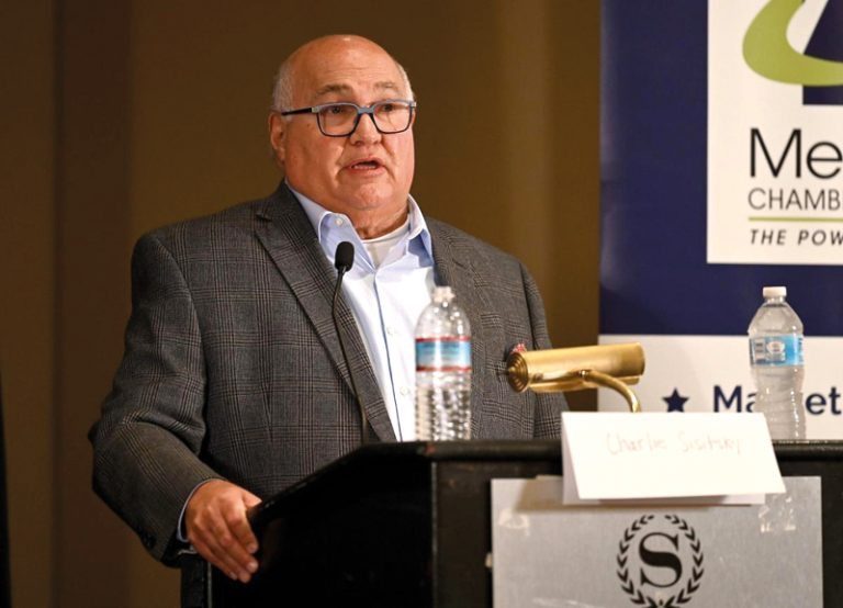 Nombra al alcalde de Framingham miembro de la junta directiva de MBTA