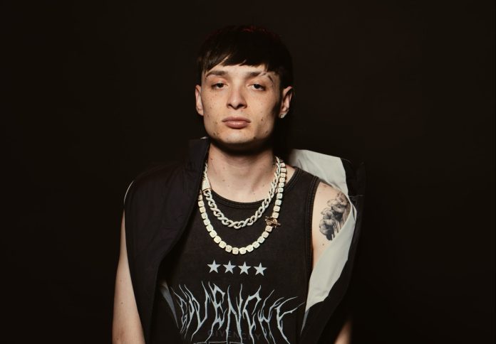 PP GENESIS by Arenovski Peso Pluma se va de gira