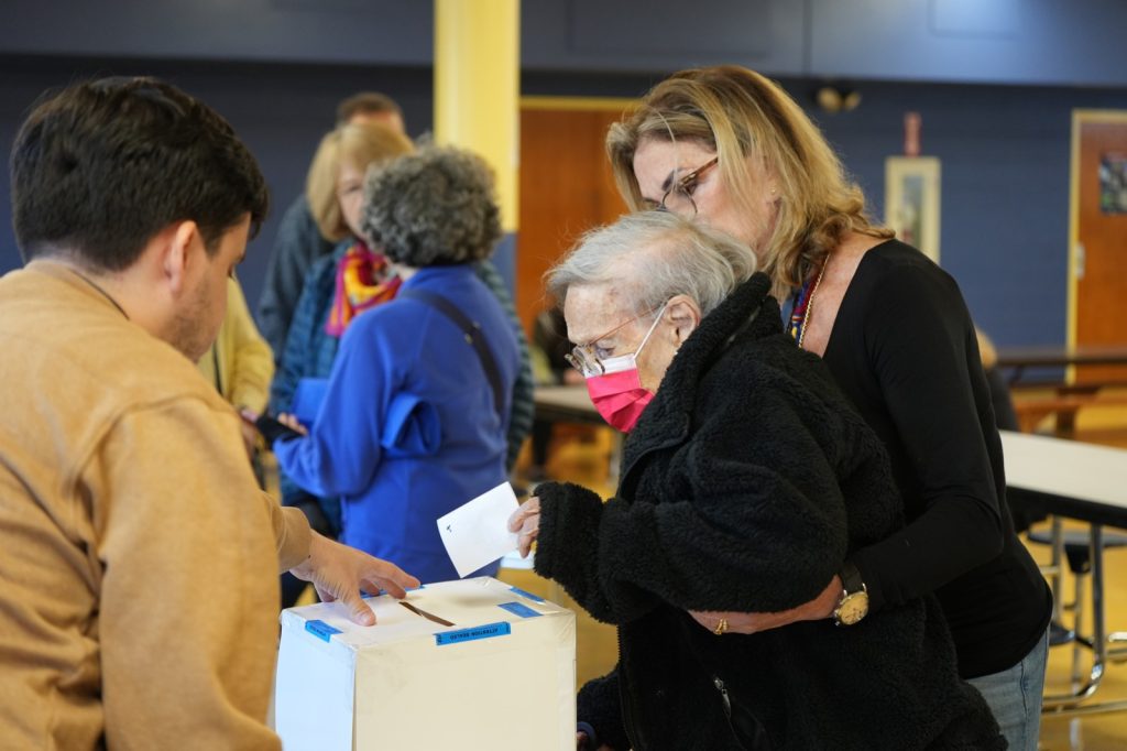 En fotos: Cientos de venezolanos salieron a votar en Massachusetts 2 WhatsApp Image 2023 10 22 at 8.36.26 PM 2