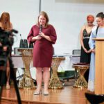 Rev. Katie Cole en Oración Especial y un minuto de silencio por los fallecidos