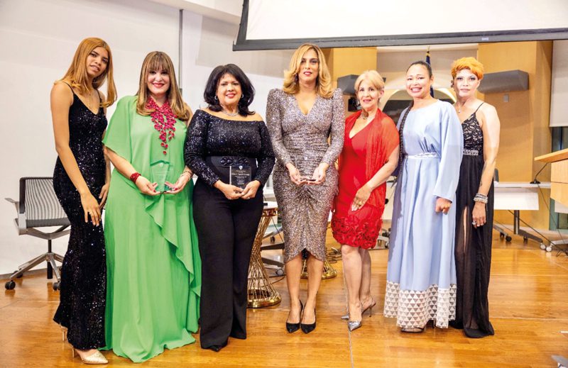 LULAC Evolution Boston celebró en grande sus 15 años de creación con la entrega de reconocimientos a cuatro “Mujeres Poderosas”, cuatro “Hombres Increíbles” y a cuatro “Jóvenes ejemplares”