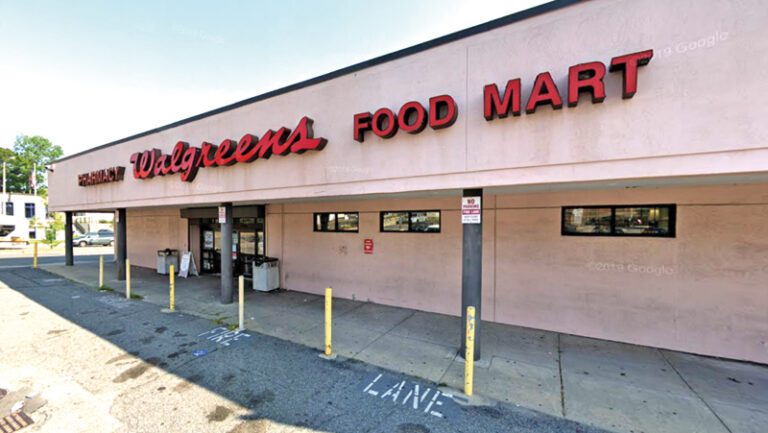 Cierra cuarto Walgreens en menos de un año