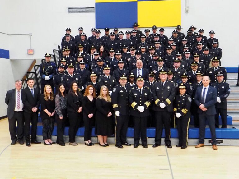 Juramenta 32 nuevos oficiales penitenciarios
