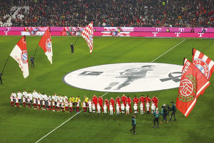El Bayern reabre la Bundesliga con homenaje a Beckenbauer