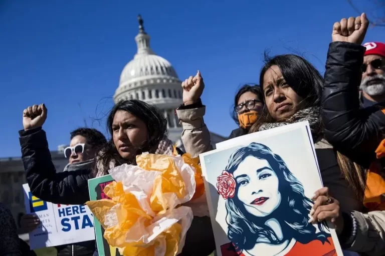 Mujeres migrantes