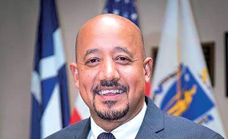 Alcalde de Lawrence Brian DePeña