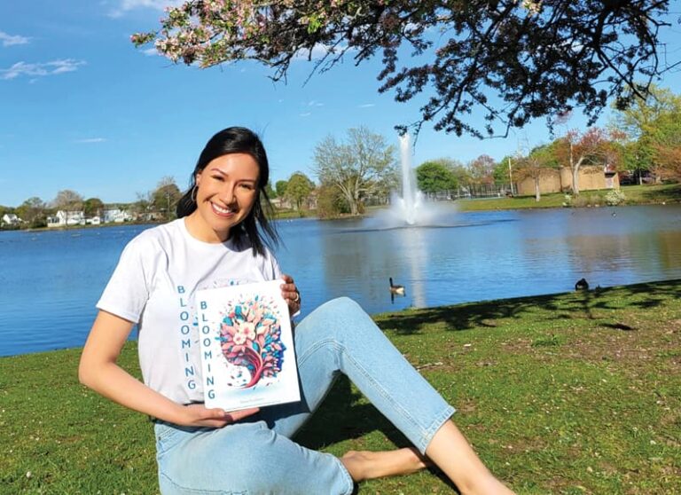Vanessa Cruz Weimann, una de las jóvenes profesionales de origen peruano, reconocida como defensora de la Salud Mental en Boston, recibió el Premio de las Top 100 Mujeres Destacadas del 2024